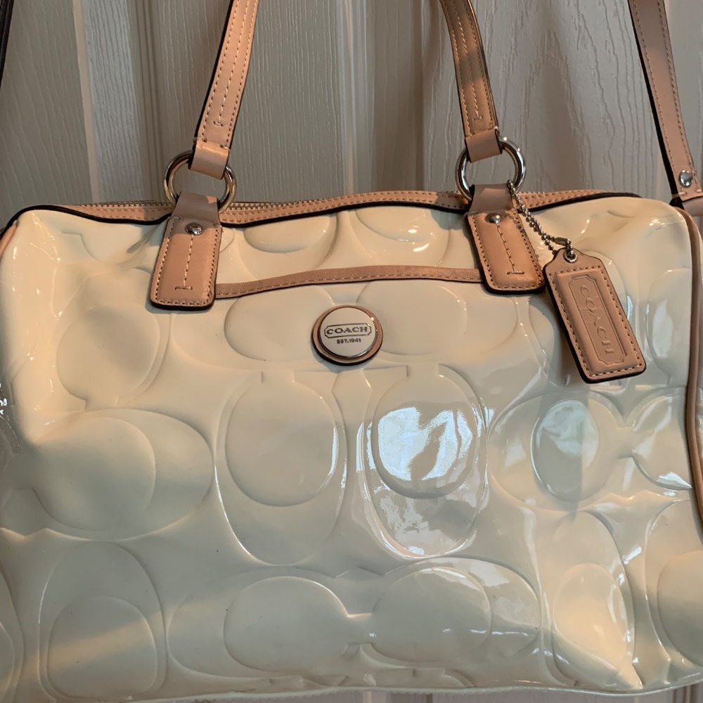 NWT Coach Cream Patent Leather Satchel/Shoulder Handbag - Picture 2 of 13
